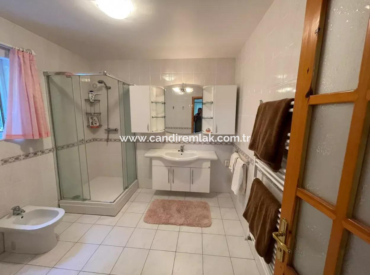 5 2 Villen Zum Verkauf In Andir