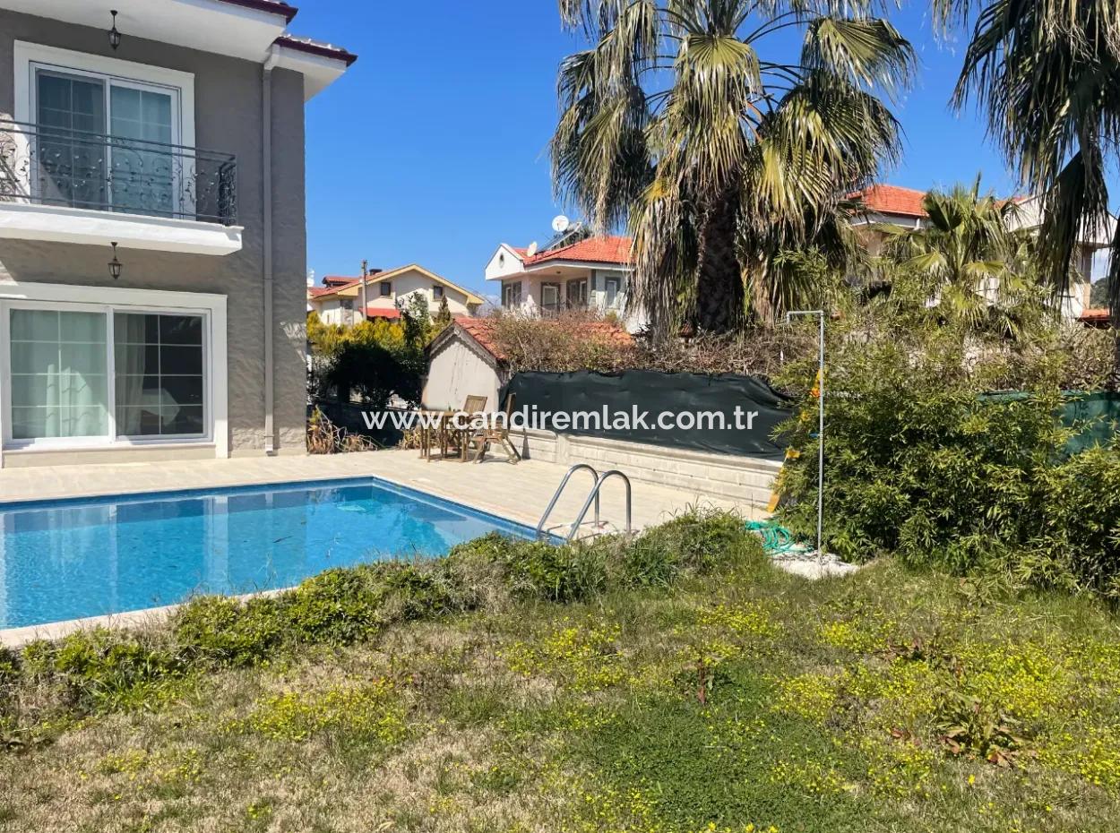 Villa Zum Verkauf In 514M2 Grundstück In Dalyan Gülpinar