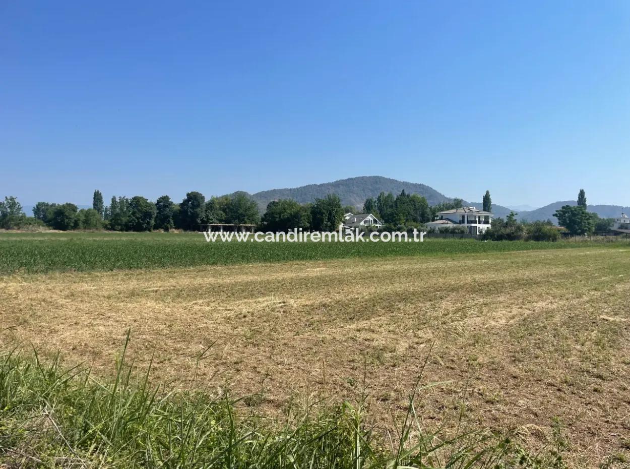 Grundstück Zum Verkauf Von 2715M2 Im Bebauten Gebiet Des Dorfes In Okçular
