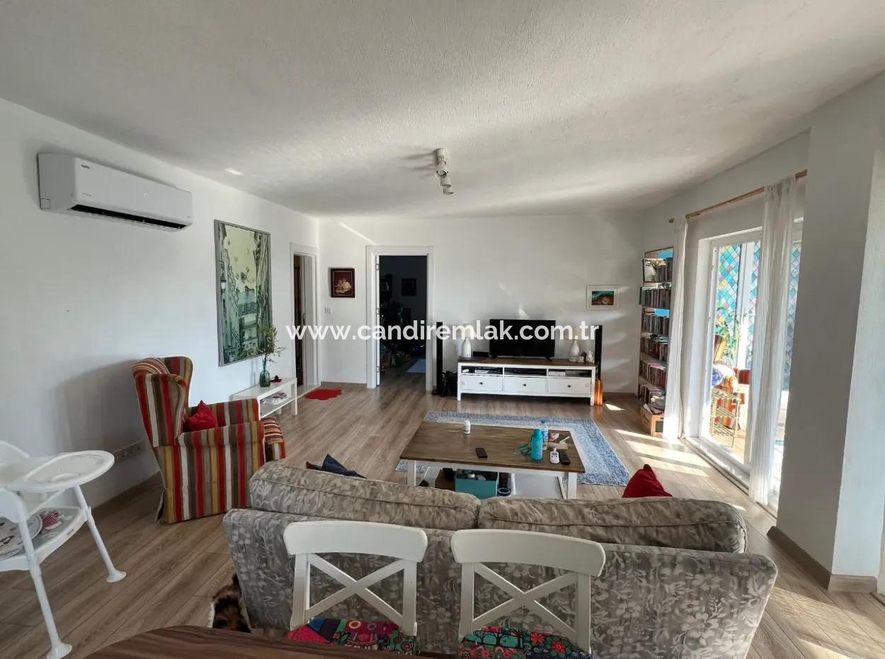 Eskiköy'de 1000M2 Arsa İçerisinde 2+1 Satılık Müstakil Evi