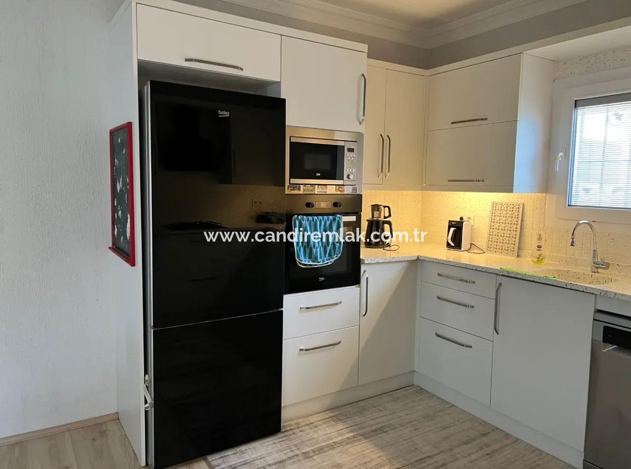 Dalyan'da Köşebaşı 600M2 Arsa İçerisinde 3+1 Satılık Villa