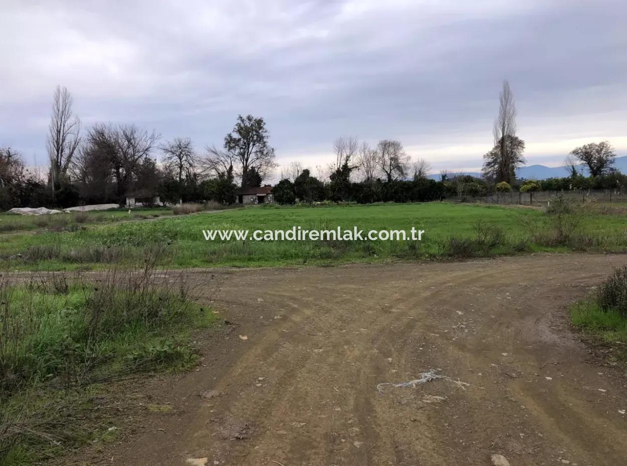 Okçular'da 540M2 Satılık Arsa