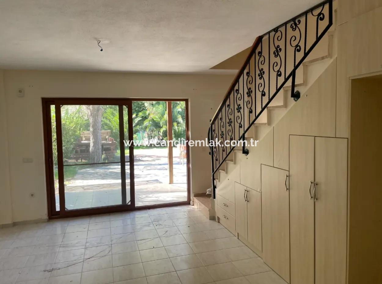 Dalyan Gülpınar'da 75M2 Kanala Sıfır Satılık Dubleks Apart